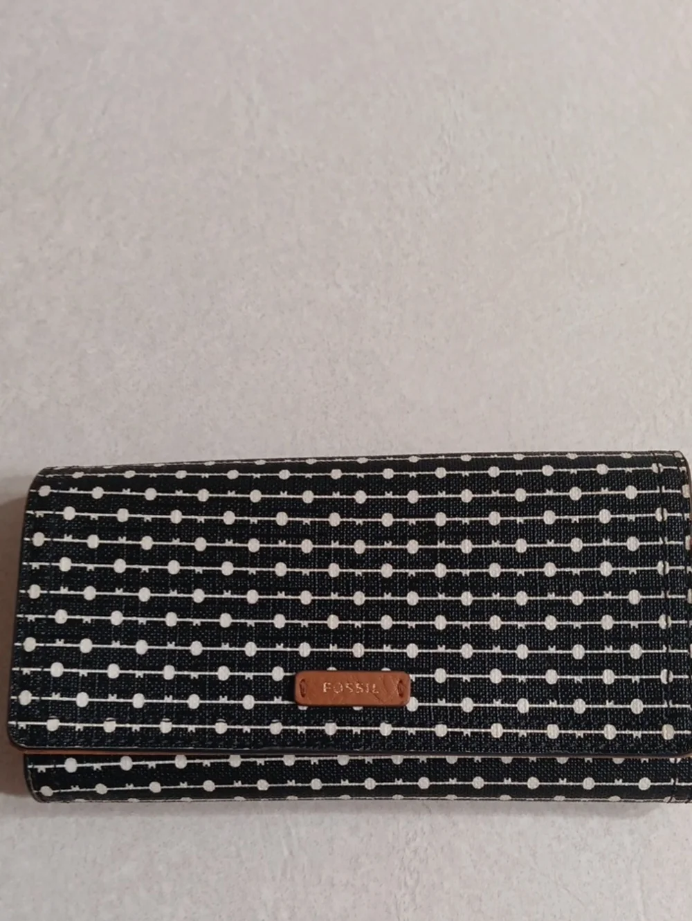 Fossil Black & White Dot-Stripe Continental Wallet